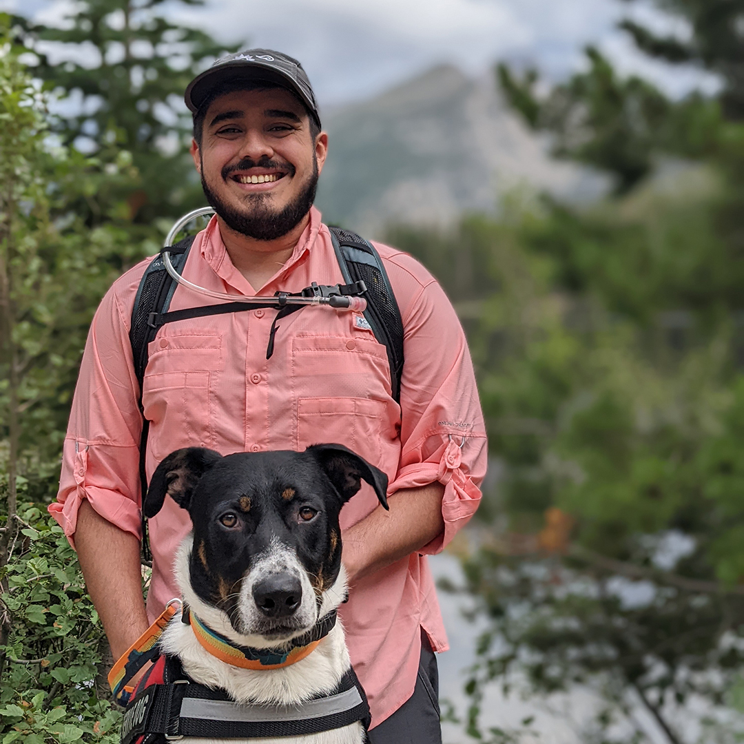 Robbin Meneses (él/he/him)